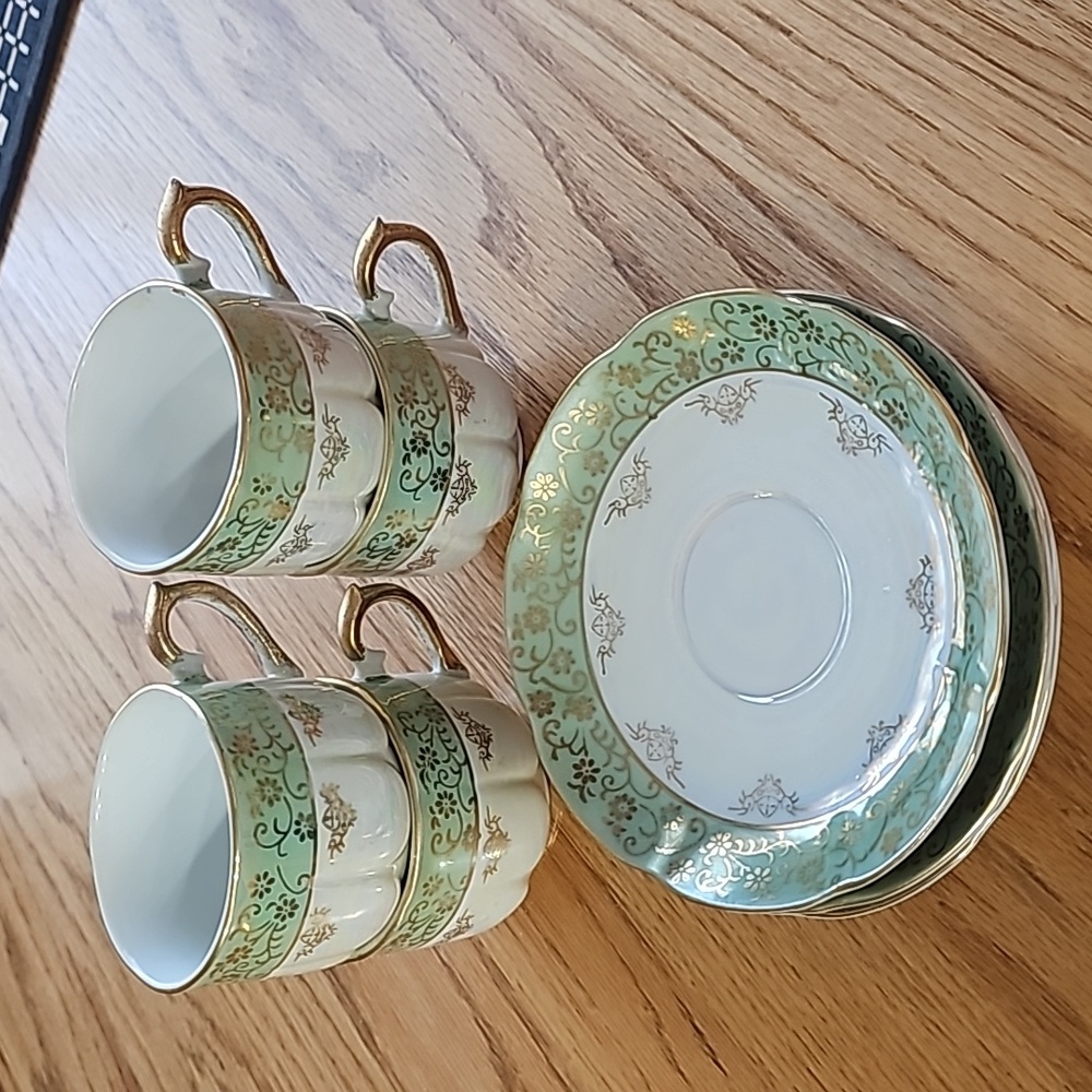 English Rose Vintage Green and Gold Porcelain Teacup and Saucer Set